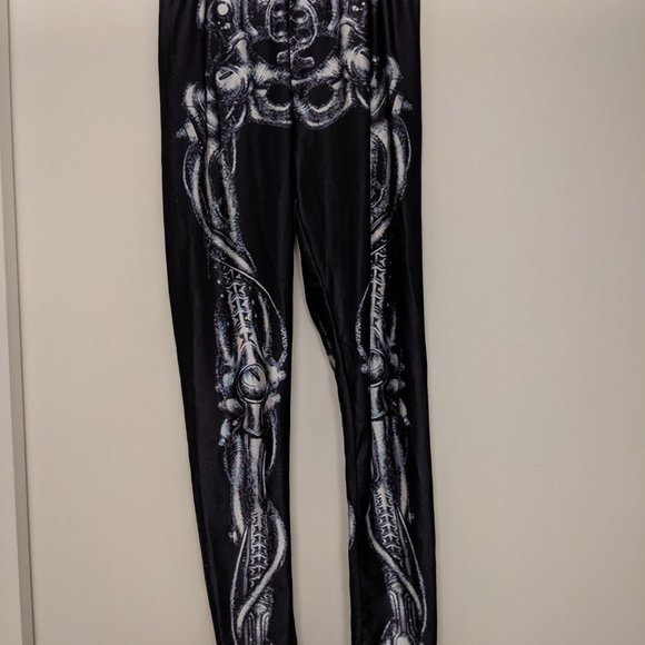 Cyborg Skeleton Leggings - Picture 3 of 3